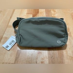 NWT Lululemon Grey Sage Everywhere Belt Bag